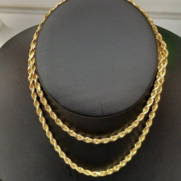 10kt solid gold rope chainsize 24 inches